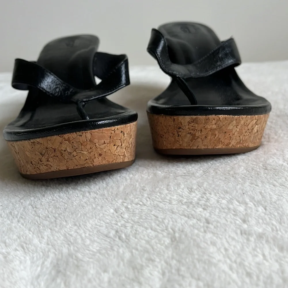 UGG leather wedge thong sandals sz 8,5 - Picture 6 of 10